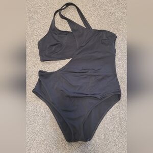 Classic Black One-Shoulder Women’s Swimsuit